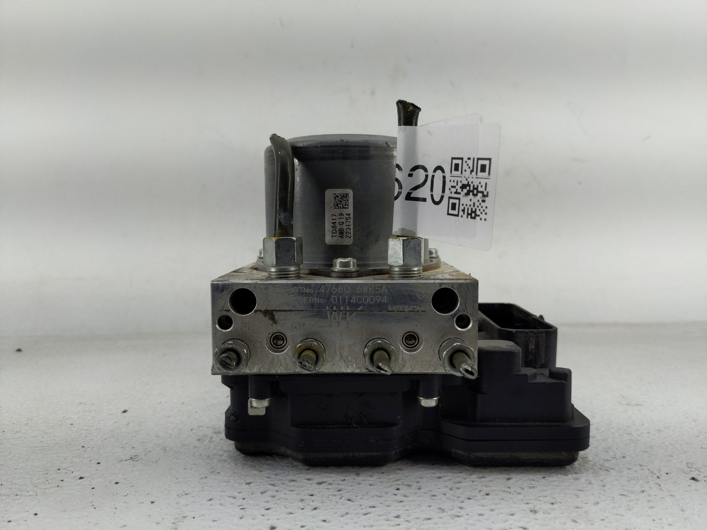 2020-2021 Nissan Leaf ABS Pump Control Module Replacement P/N:47660 6WK5A Fits Fits 2020 2021 OEM Used Auto Parts - Oemuseda