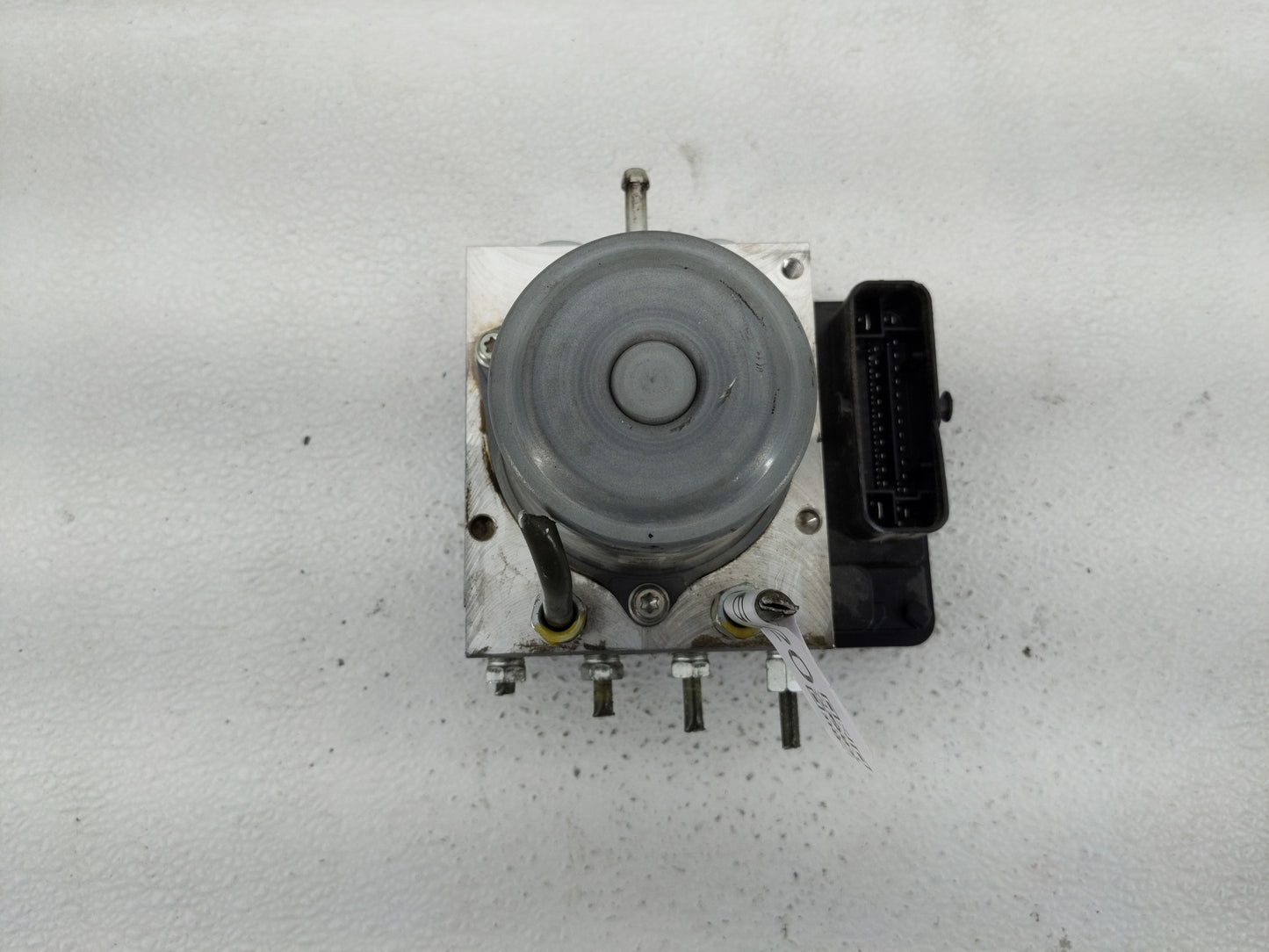 2020-2021 Nissan Leaf ABS Pump Control Module Replacement P/N:47660 6WK5A Fits Fits 2020 2021 OEM Used Auto Parts - Oemuseda