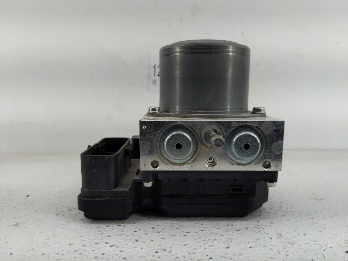 2020-2021 Nissan Leaf ABS Pump Control Module Replacement P/N:47660 6WK5A Fits Fits 2020 2021 OEM Used Auto Parts - Oemuseda