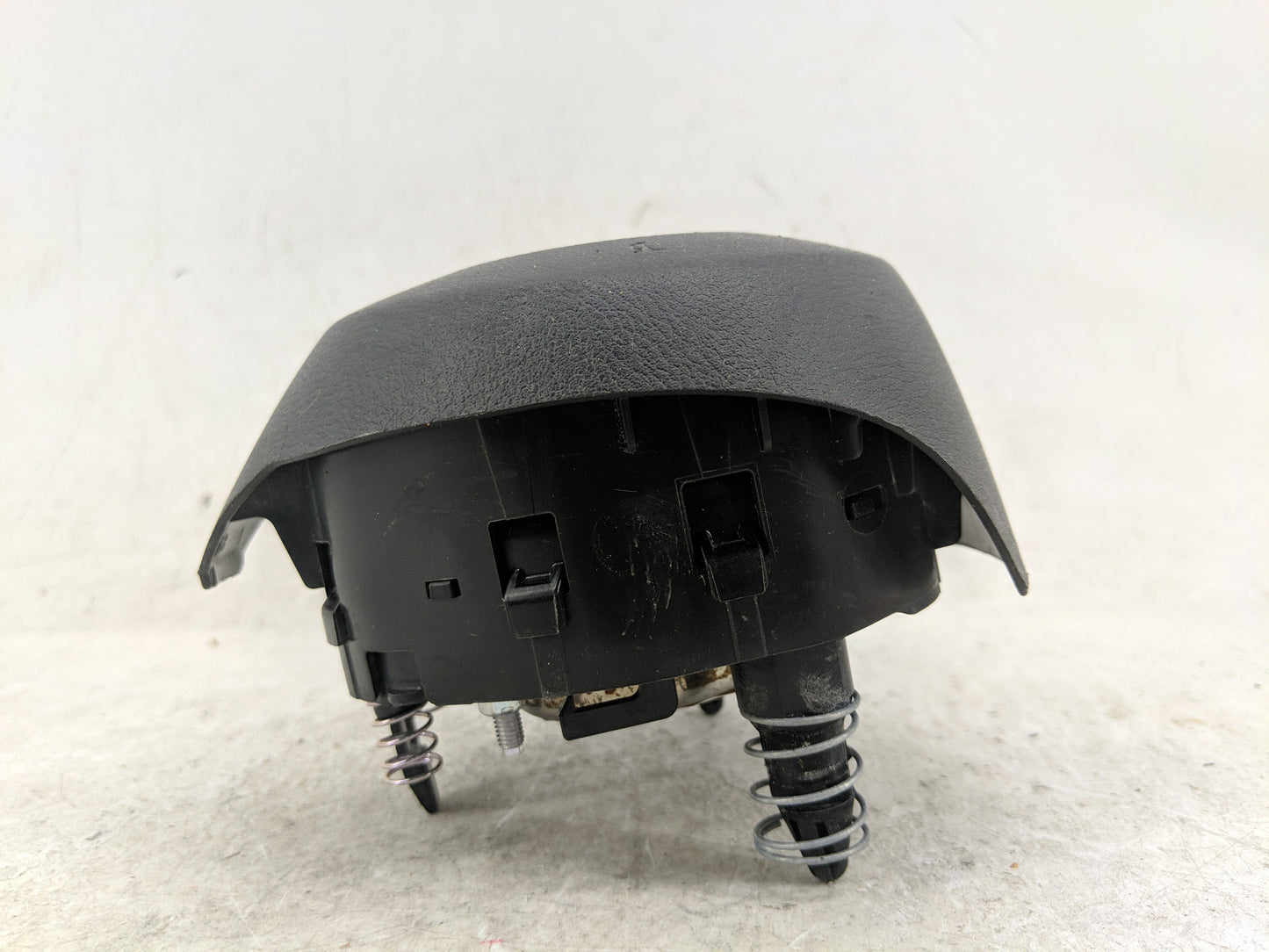 2019-2021 Nissan Leaf Air Bag Driver Left Steering Wheel Mounted - Oemusedautoparts1.com