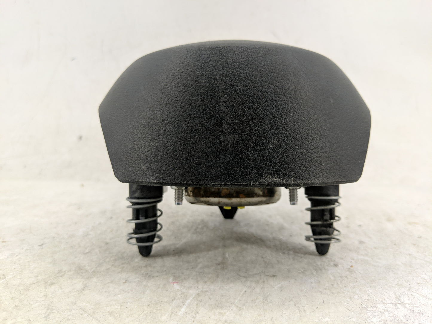 2019-2021 Nissan Leaf Air Bag Driver Left Steering Wheel Mounted - Oemusedautoparts1.com