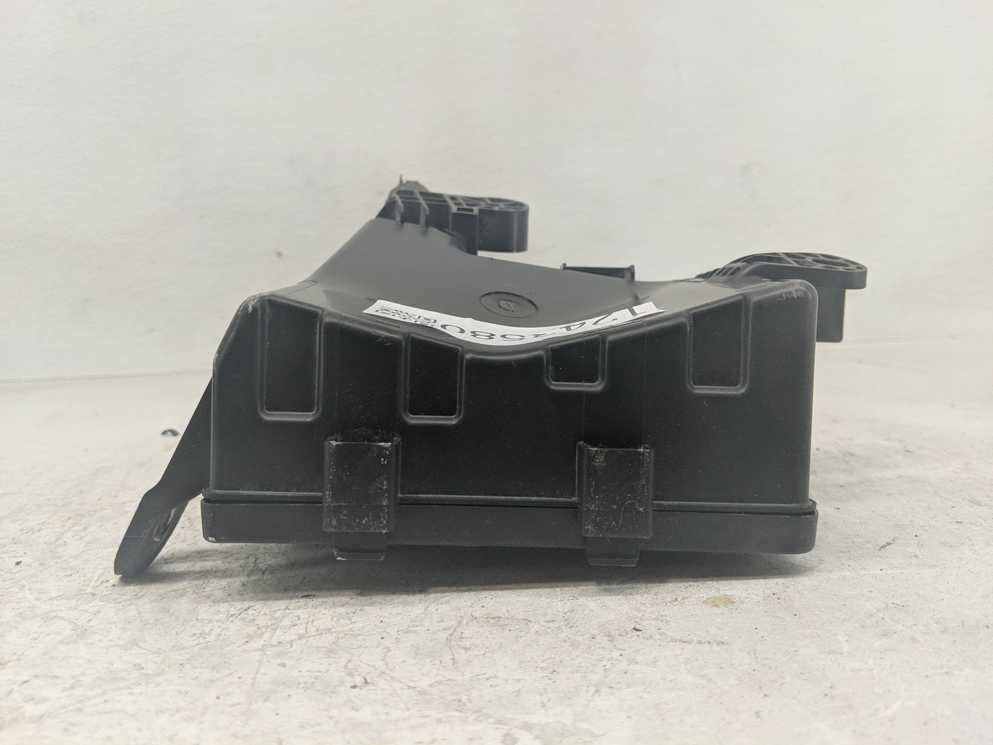 2018-2021 Nissan Leaf Fusebox Fuse Box Panel Relay Module Fits Fits 2018 2019 2020 2021 OEM Used Auto Parts - Oemusedautopar