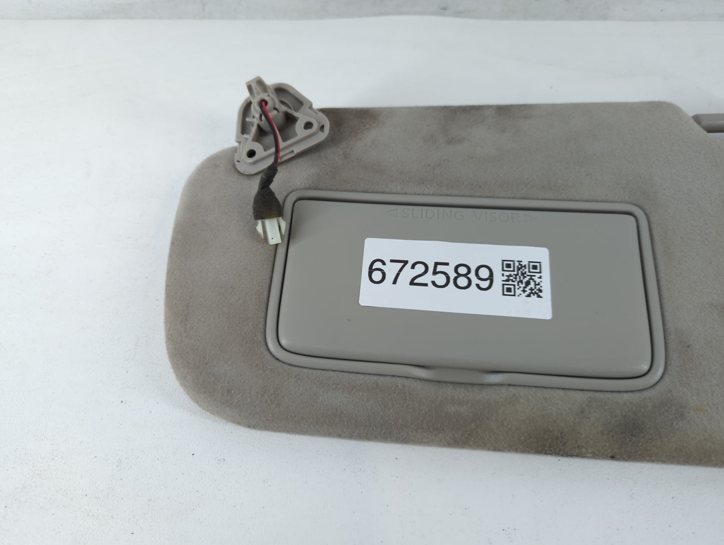 2018-2021 Nissan Leaf Sun Visor Shade Replacement Driver Left Mirror Fits Fits 2018 2019 2020 2021 OEM Used Auto Parts - Oem