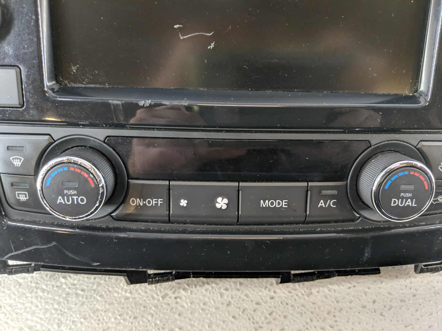 2020 Nissan Maxima Radio AM FM Cd Player Receiver Replacement P/N:259159DJ0E Fits OEM Used Auto Parts - Oemusedautoparts1.co