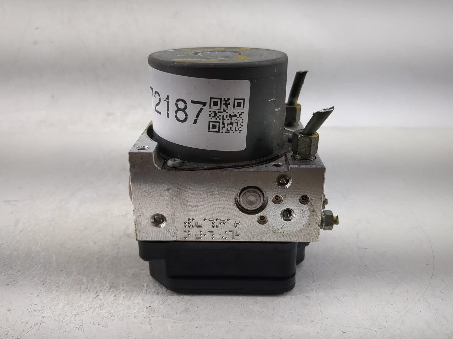 2020 Nissan Maxima ABS Pump Control Module Replacement P/N:47660 9DL0B Fits OEM Used Auto Parts - Oemusedautoparts1.com