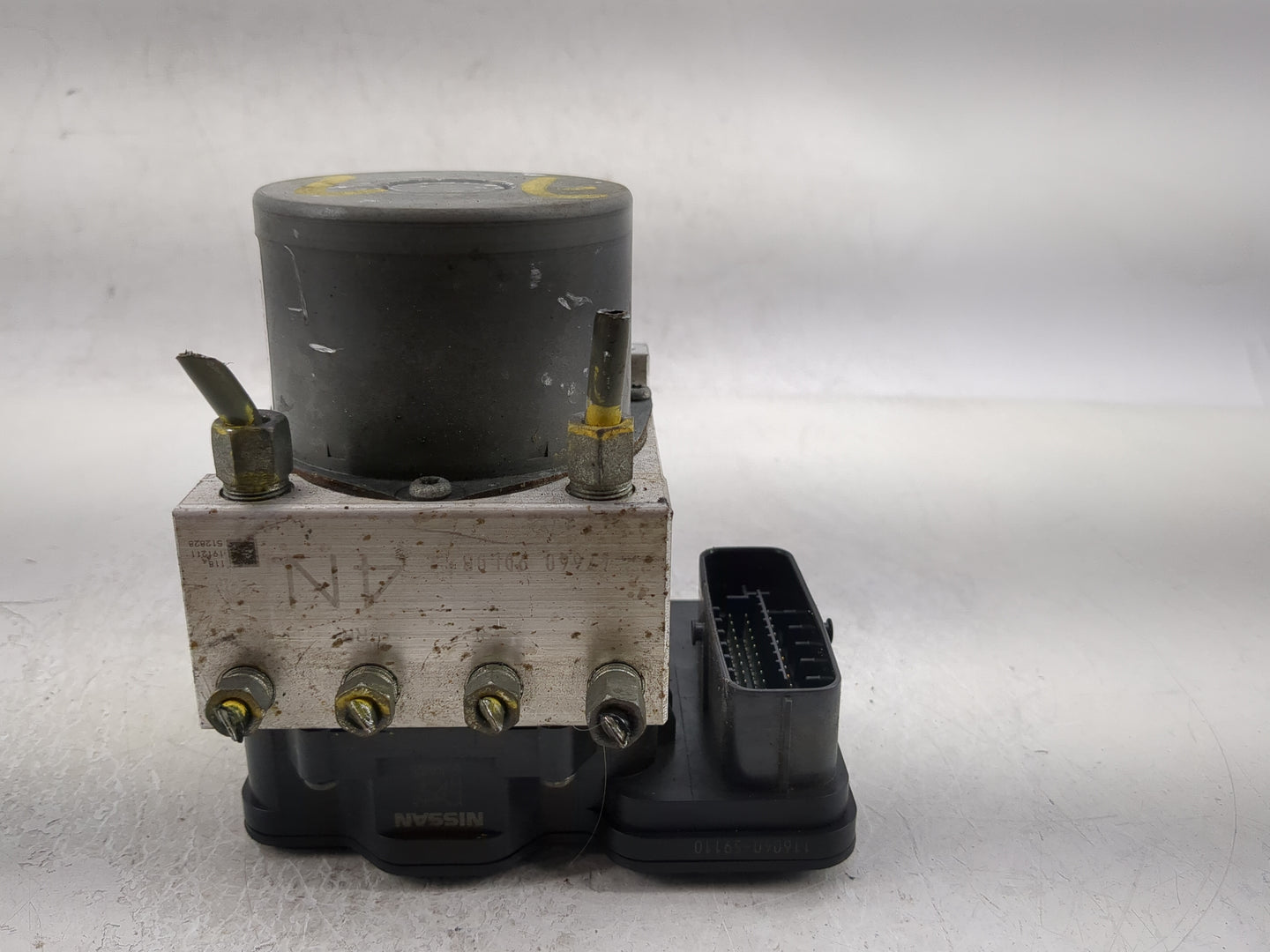 2020 Nissan Maxima ABS Pump Control Module Replacement P/N:47660 9DL0B Fits OEM Used Auto Parts - Oemusedautoparts1.com