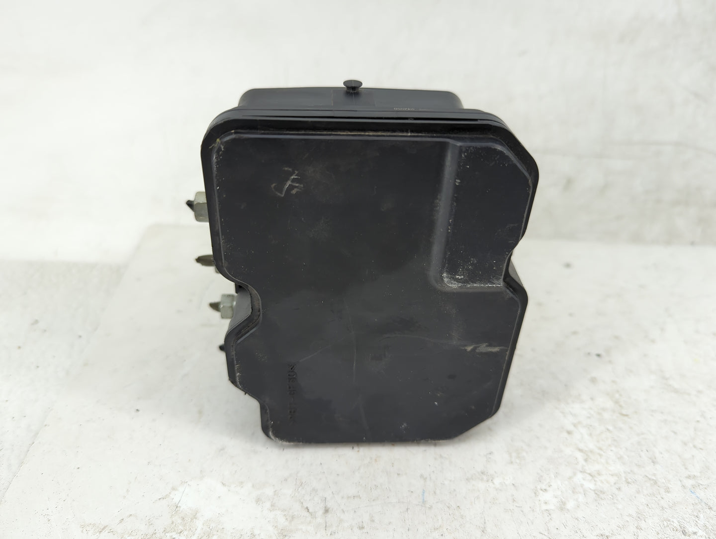 2020 Nissan Maxima ABS Pump Control Module Replacement P/N:47660 9DL0B Fits OEM Used Auto Parts - Oemusedautoparts1.com