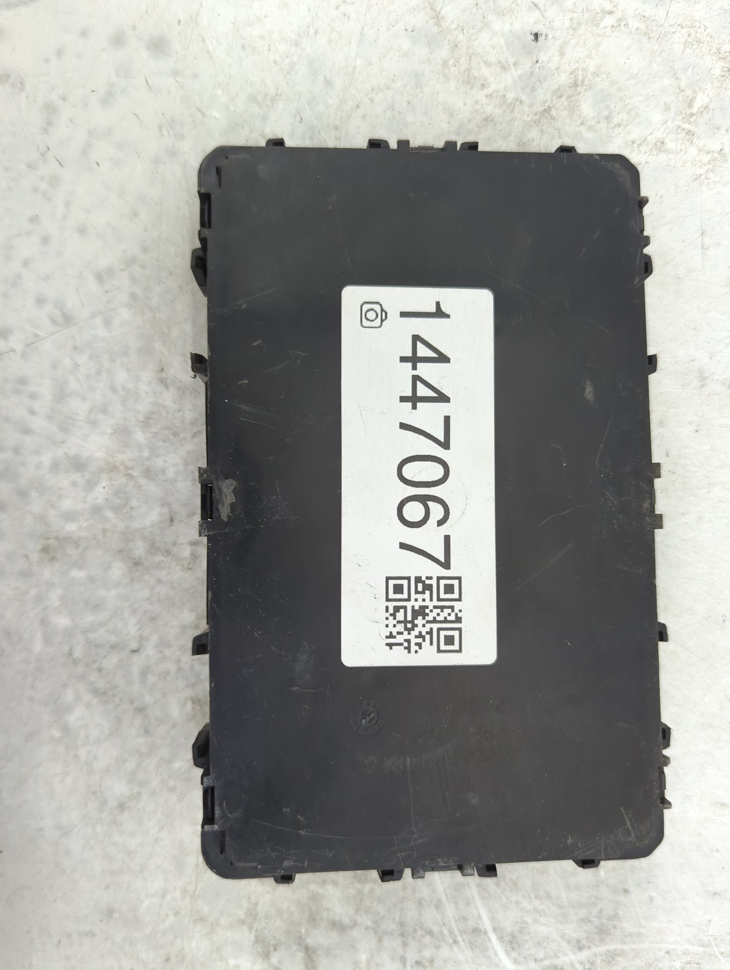 2019-2021 Nissan Maxima Body Control Module Bcm Inner Cabin Fuse Box - Oemusedautoparts1.com