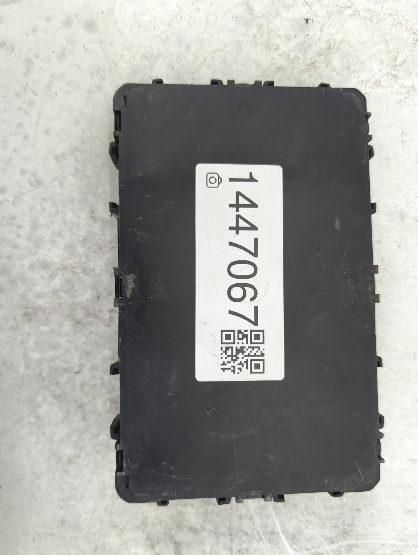 2019-2021 Nissan Maxima Body Control Module Bcm Inner Cabin Fuse Box - Oemusedautoparts1.com