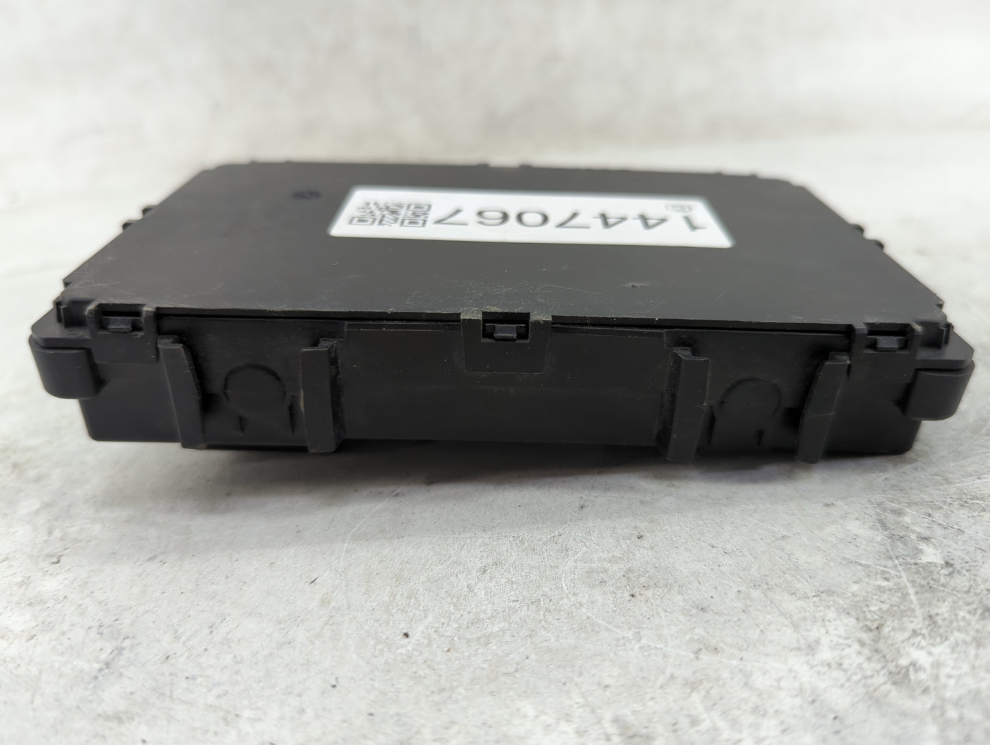 2019-2021 Nissan Maxima Body Control Module Bcm Inner Cabin Fuse Box - Oemusedautoparts1.com