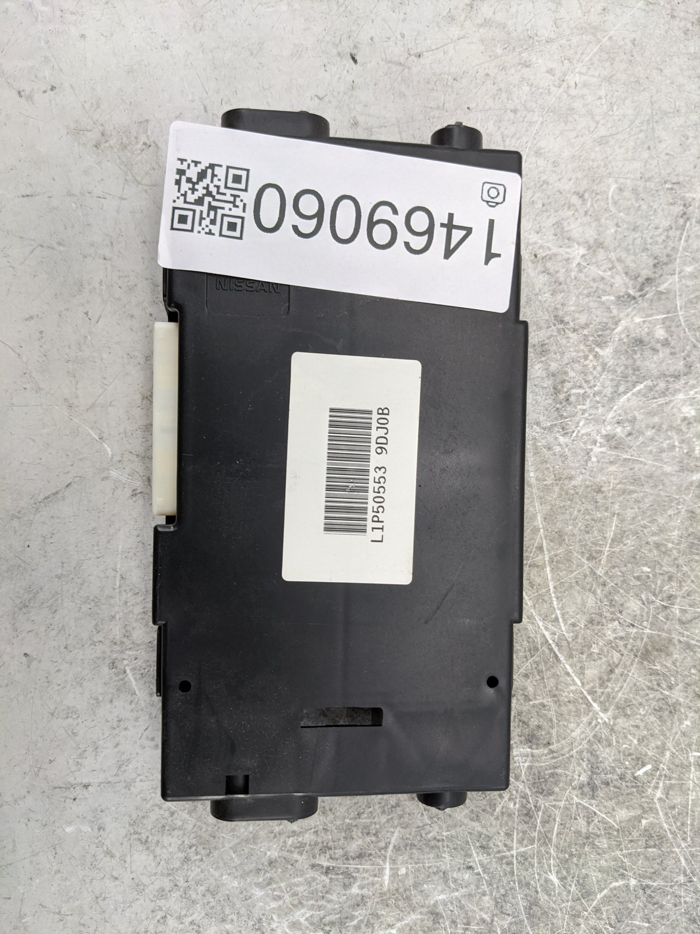 2019-2020 Nissan Maxima Radio AM FM Cd Player Receiver Replacement P/N:277609DJ0B L1P50553 Fits Fits 2019 2020 OEM Used Auto