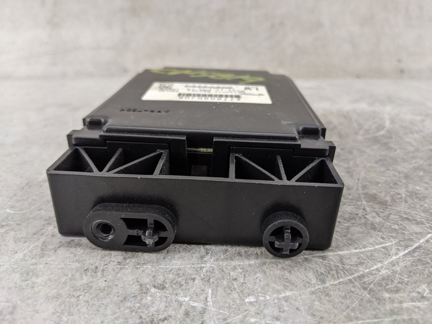 2019-2020 Nissan Maxima Radio AM FM Cd Player Receiver Replacement P/N:277609DJ0B L1P50553 Fits Fits 2019 2020 OEM Used Auto
