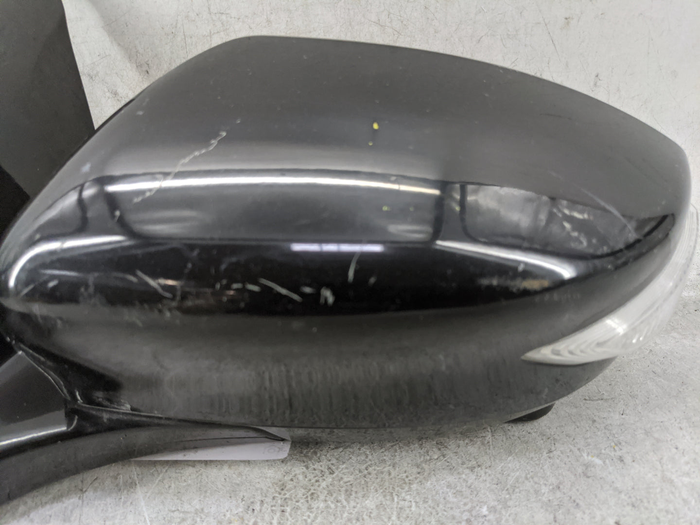 2016-2020 Nissan Maxima Driver Side View Mirror - Left Door Mirror OEM Used - Oemusedautoparts1.com