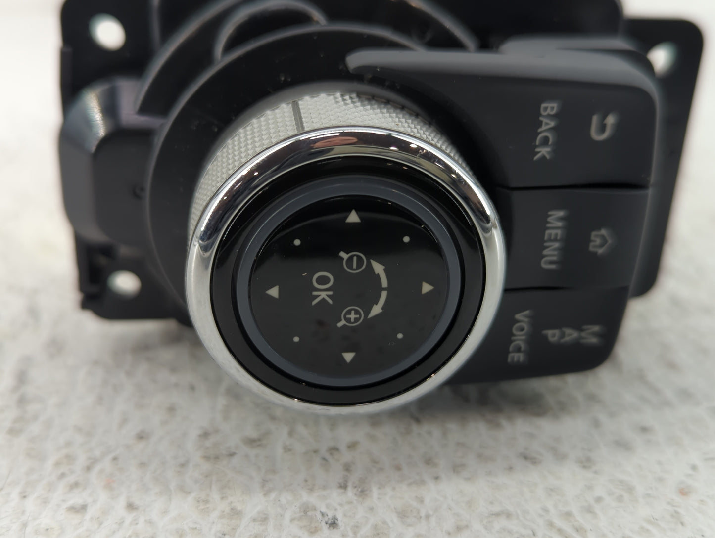 2020 Nissan Maxima Radio Control Panel - Oemusedautoparts1.com