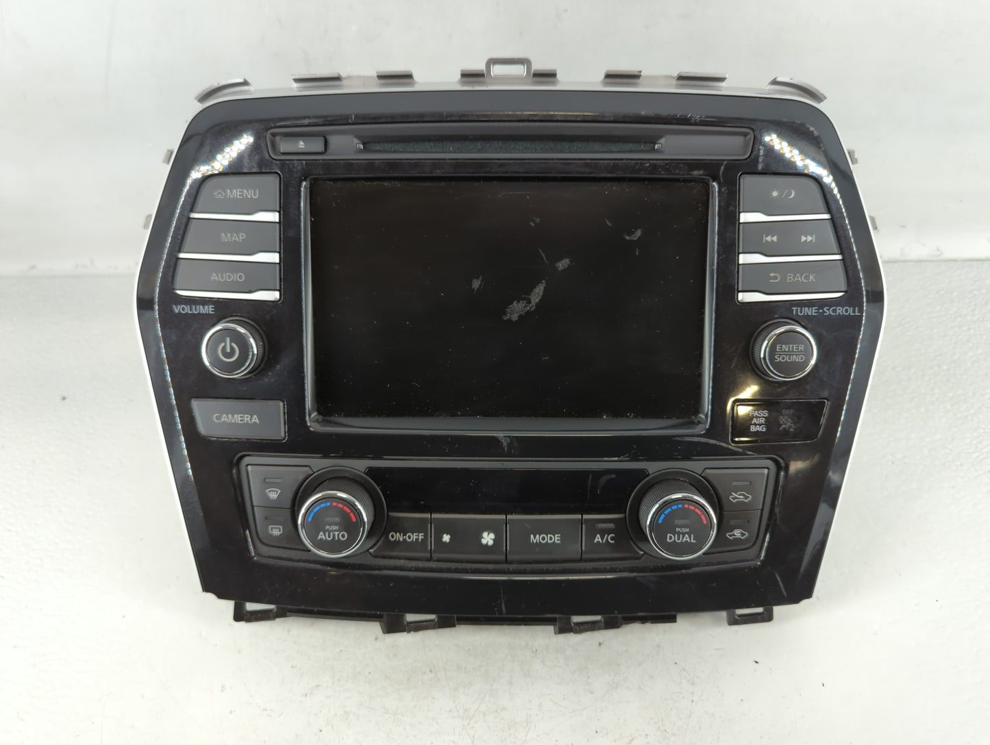 Nissan Maxima Am Fm Cd Player Radio Receiver - Oemusedautoparts1.com
