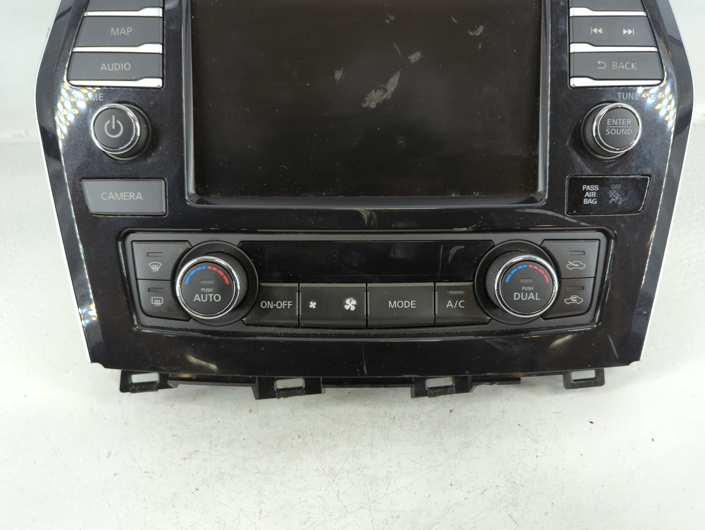 Nissan Maxima Am Fm Cd Player Radio Receiver - Oemusedautoparts1.com