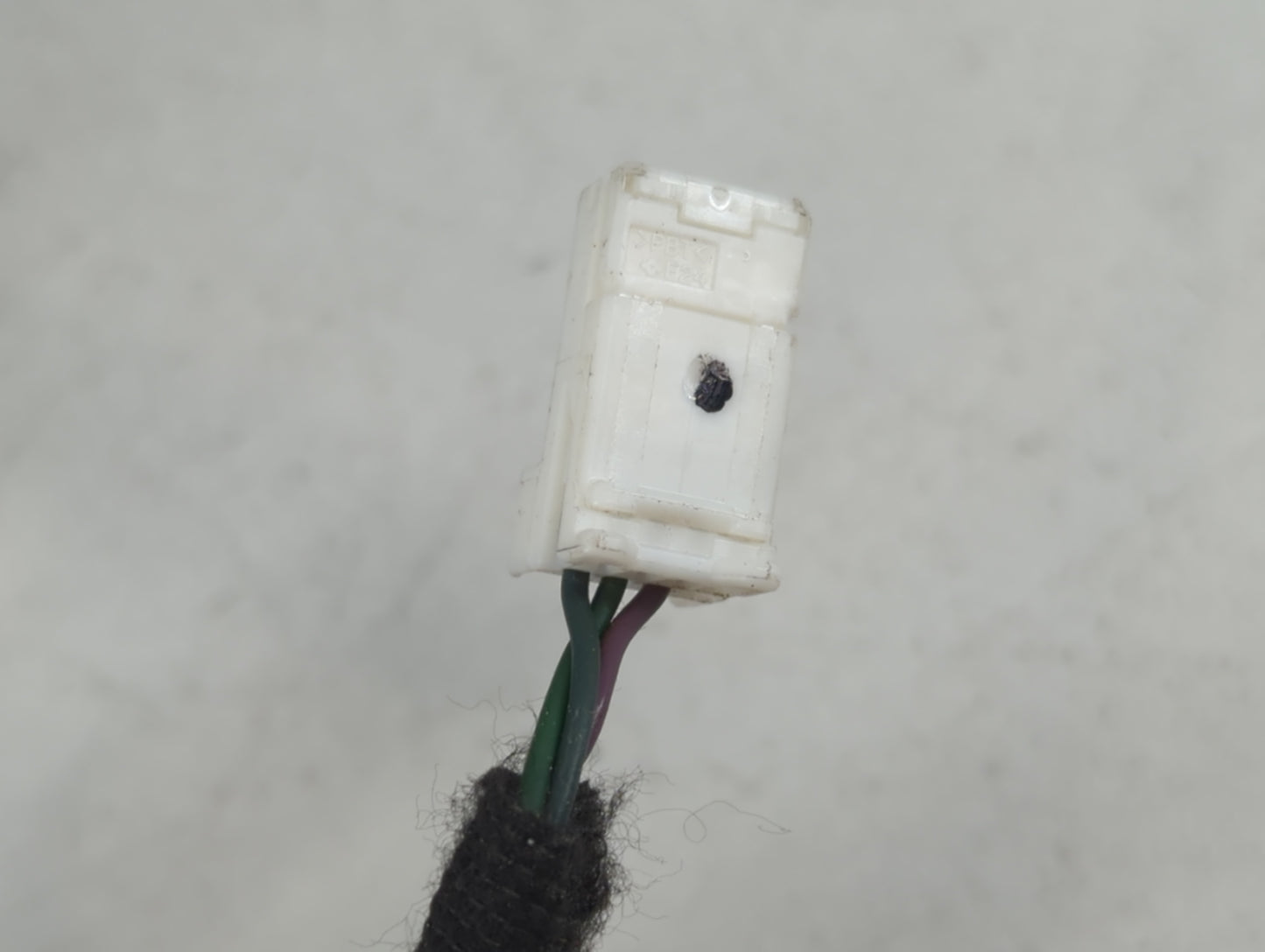 2016-2020 Nissan Maxima Passenger Side View Mirror - Right Door Mirror OEM Used - Oemusedautoparts1.com