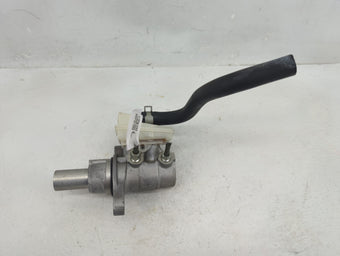 compare product 2015-2022 Nissan Murano Brake Master Cylinder 1376419