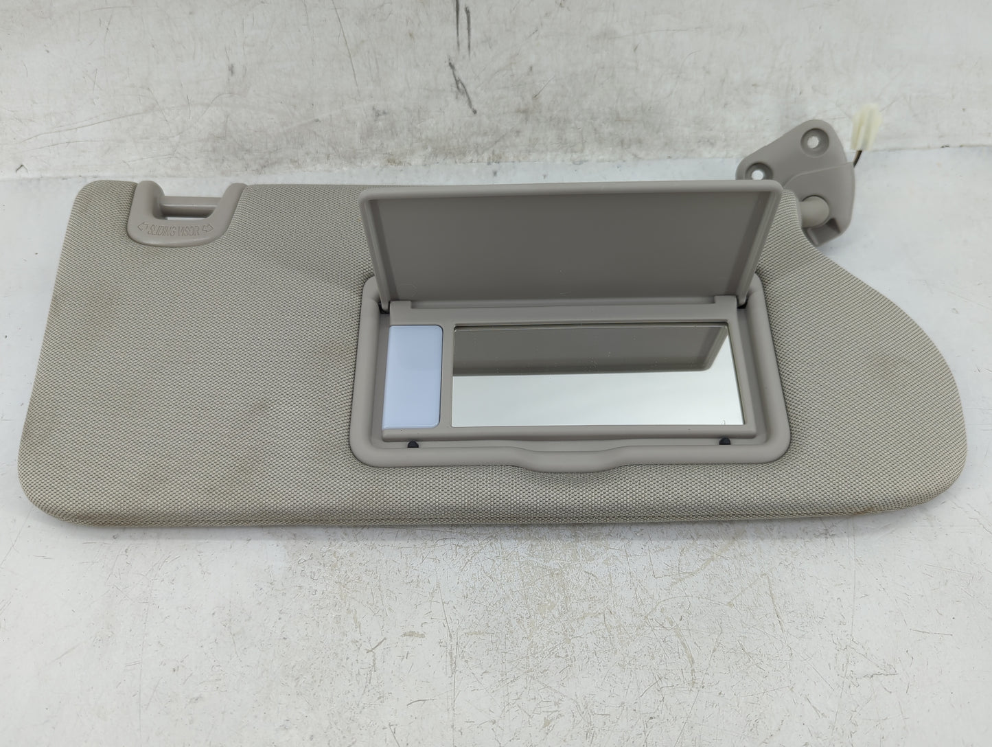 2019-2022 Nissan Murano Sun Visor Shade Replacement Passenger Right Mirror Fits Fits 2019 2020 2021 2022 OEM Used Auto Parts
