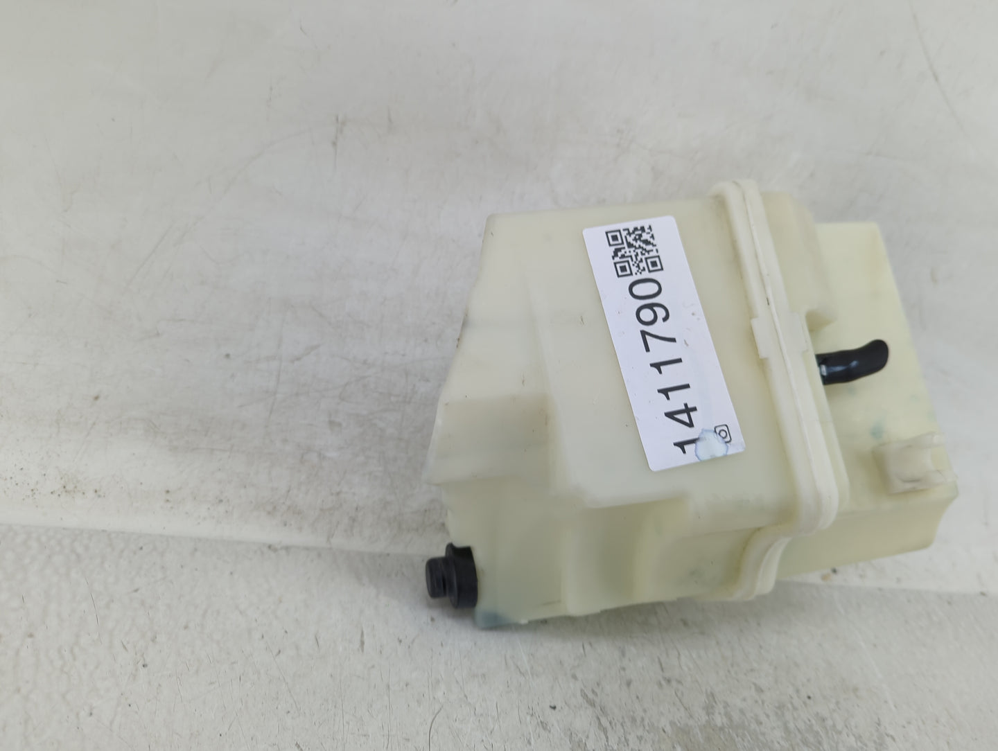 2015-2022 Nissan Murano Radiator Coolant Overflow Expansion Tank Bottle 1411790 - Oemusedautoparts1.com