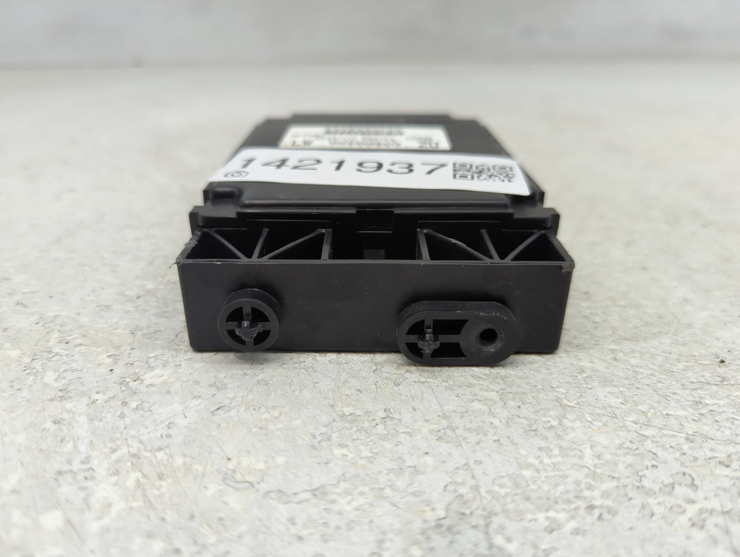 2019-2020 Nissan Murano Radio AM FM Cd Player Receiver Replacement P/N:277609UF0A Fits Fits 2019 2020 OEM Used Auto Parts - 