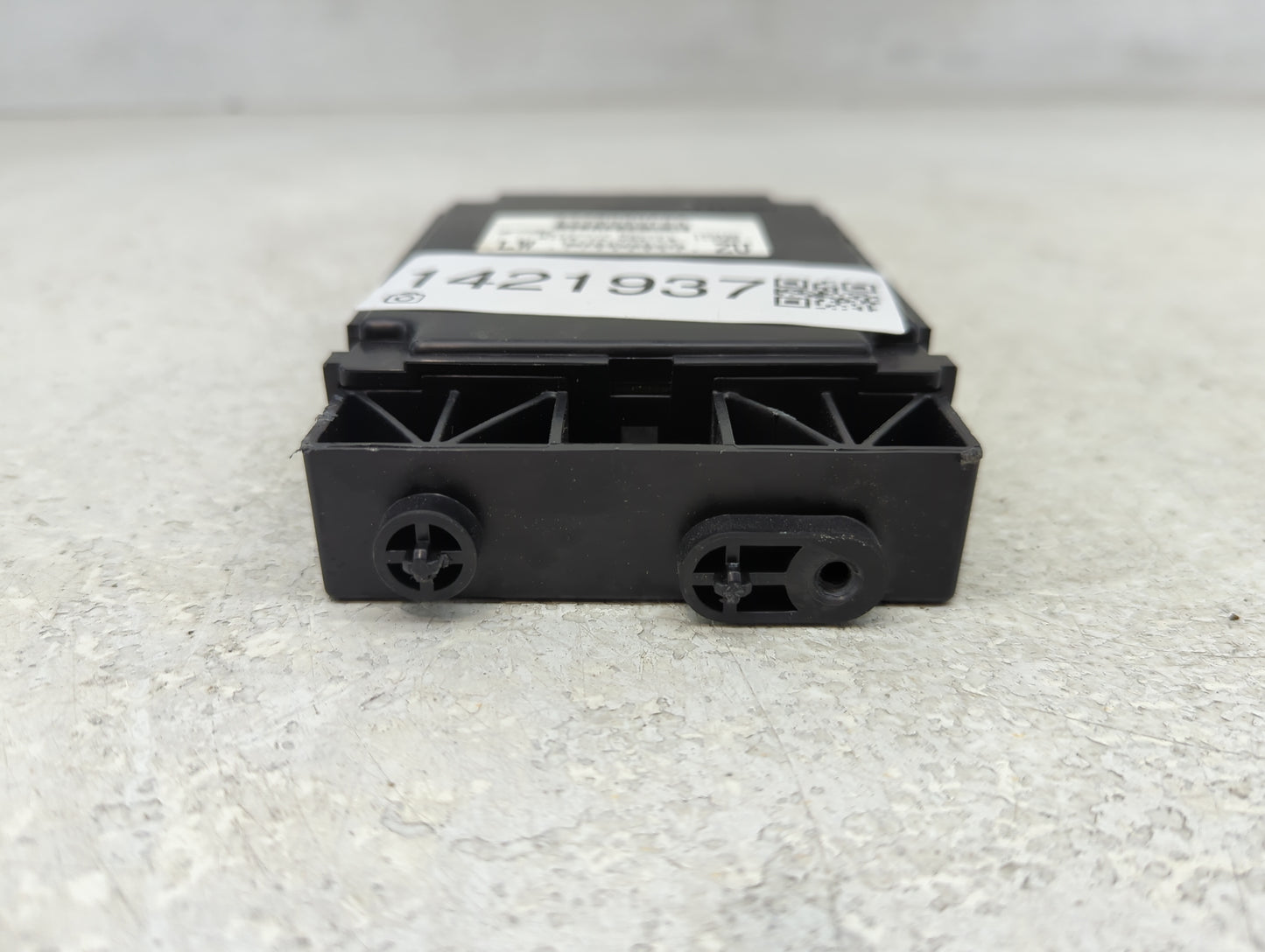 2019-2020 Nissan Murano Radio AM FM Cd Player Receiver Replacement P/N:277609UF0A Fits Fits 2019 2020 OEM Used Auto Parts - 