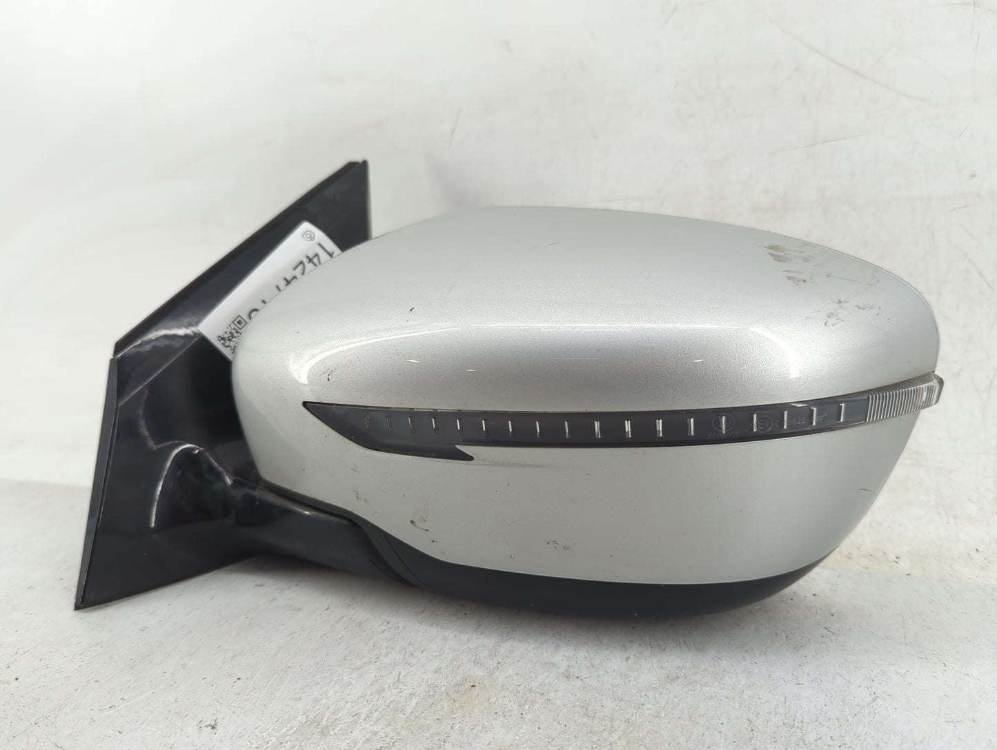 2017-2022 Nissan Murano Driver Side View Mirror - Left Door Mirror OEM Used - Oemusedautoparts1.com