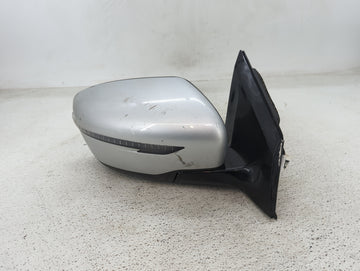2017-2022 Nissan Murano Passenger Side View Mirror - Right Door Mirror OEM Used - Oemusedautoparts1.com