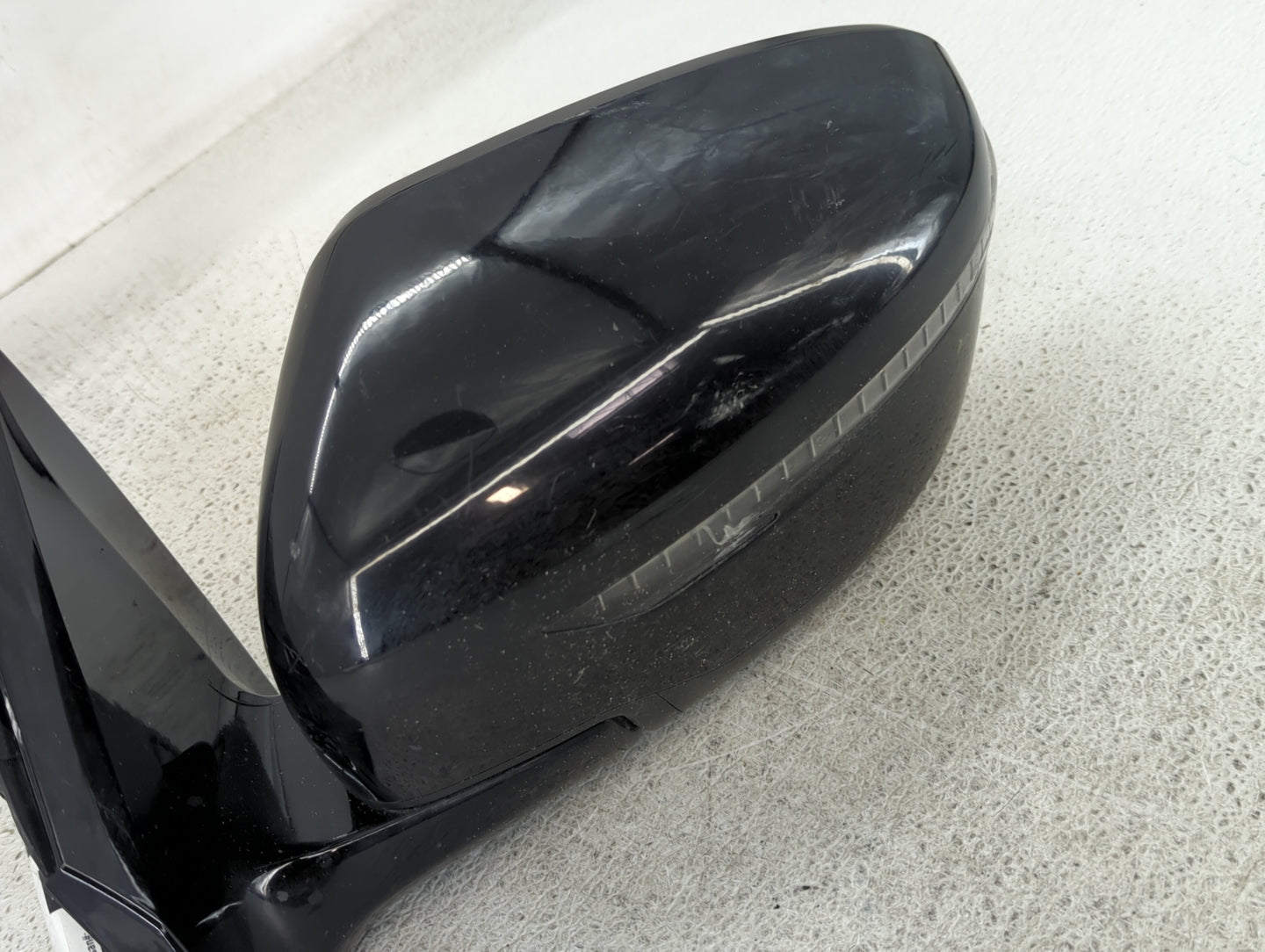 2017-2022 Nissan Murano Driver Side View Mirror - Left Door Mirror OEM Used - Oemusedautoparts1.com