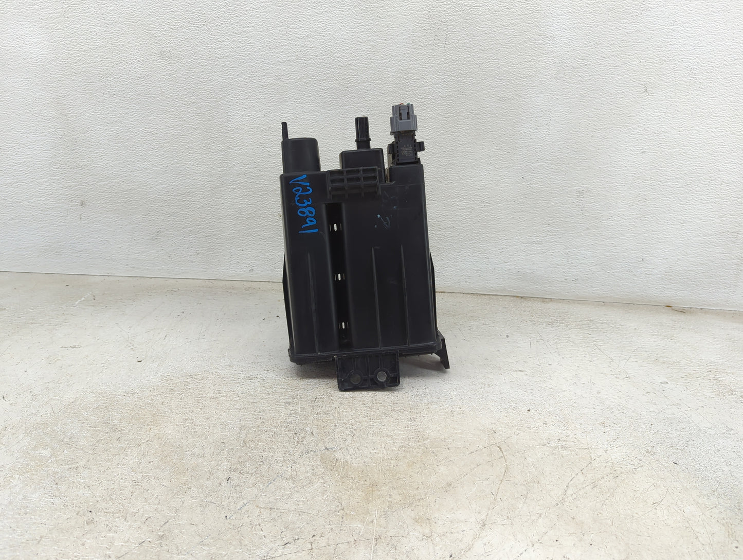 2020 Nissan Murano Fuel Vapor Charcoal Canister - Oemusedautoparts1.com