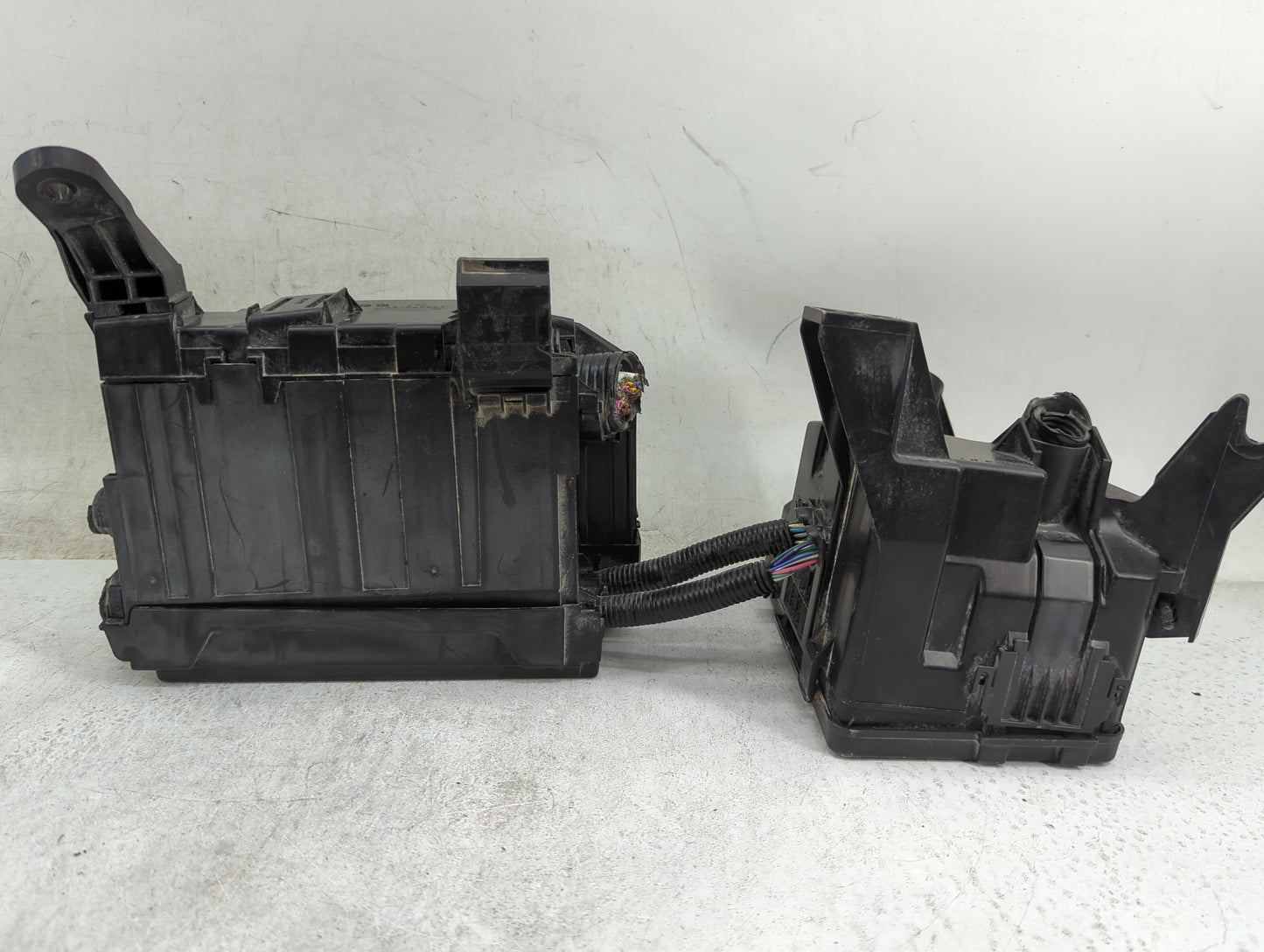 2015-2022 Nissan Murano Fusebox Fuse Box Panel Relay Module Fits Fits 2015 2016 2017 2018 2019 2020 2021 2022 OEM Used Auto 
