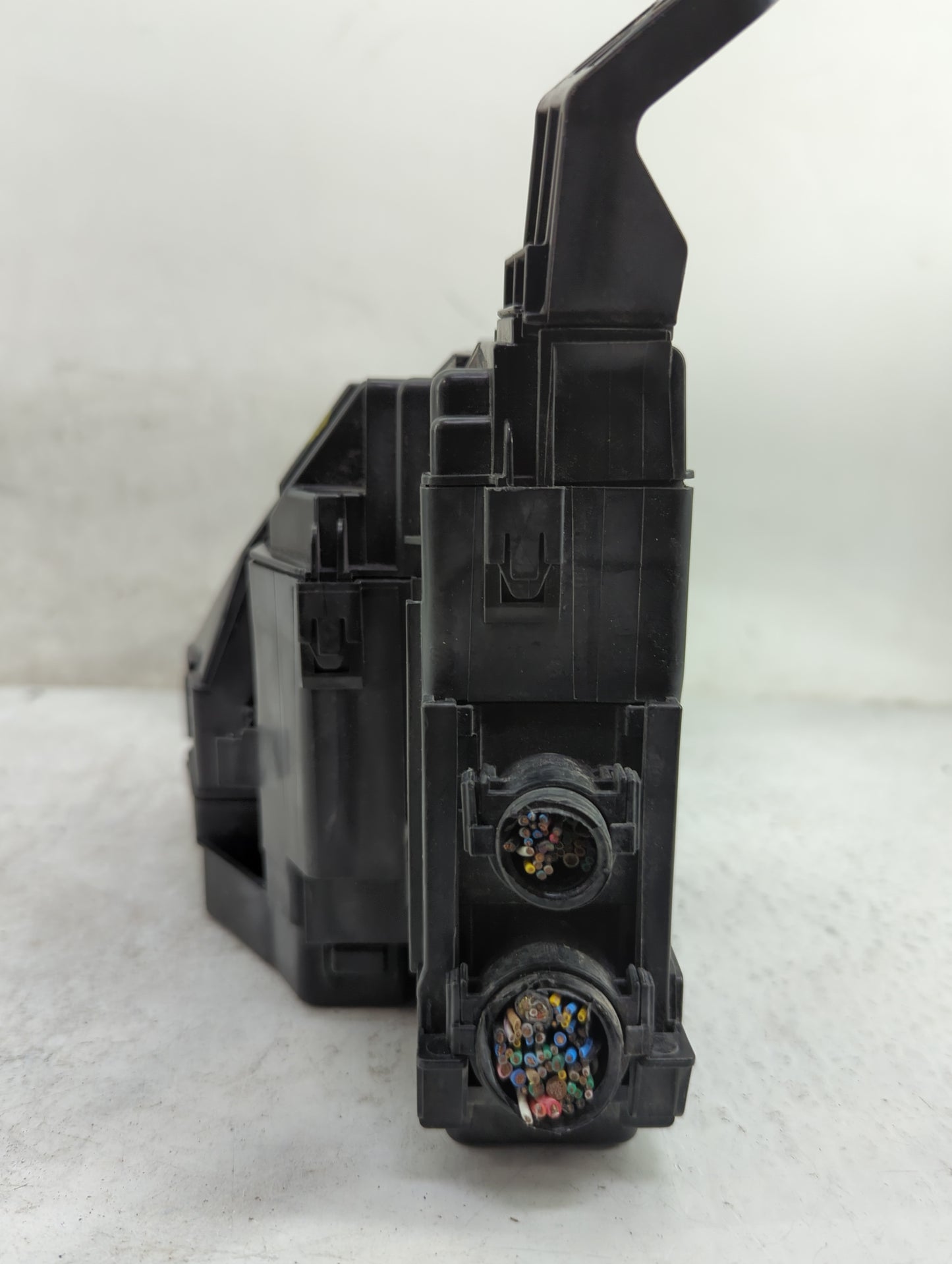 2015-2022 Nissan Murano Fusebox Fuse Box Panel Relay Module Fits Fits 2015 2016 2017 2018 2019 2020 2021 2022 OEM Used Auto 