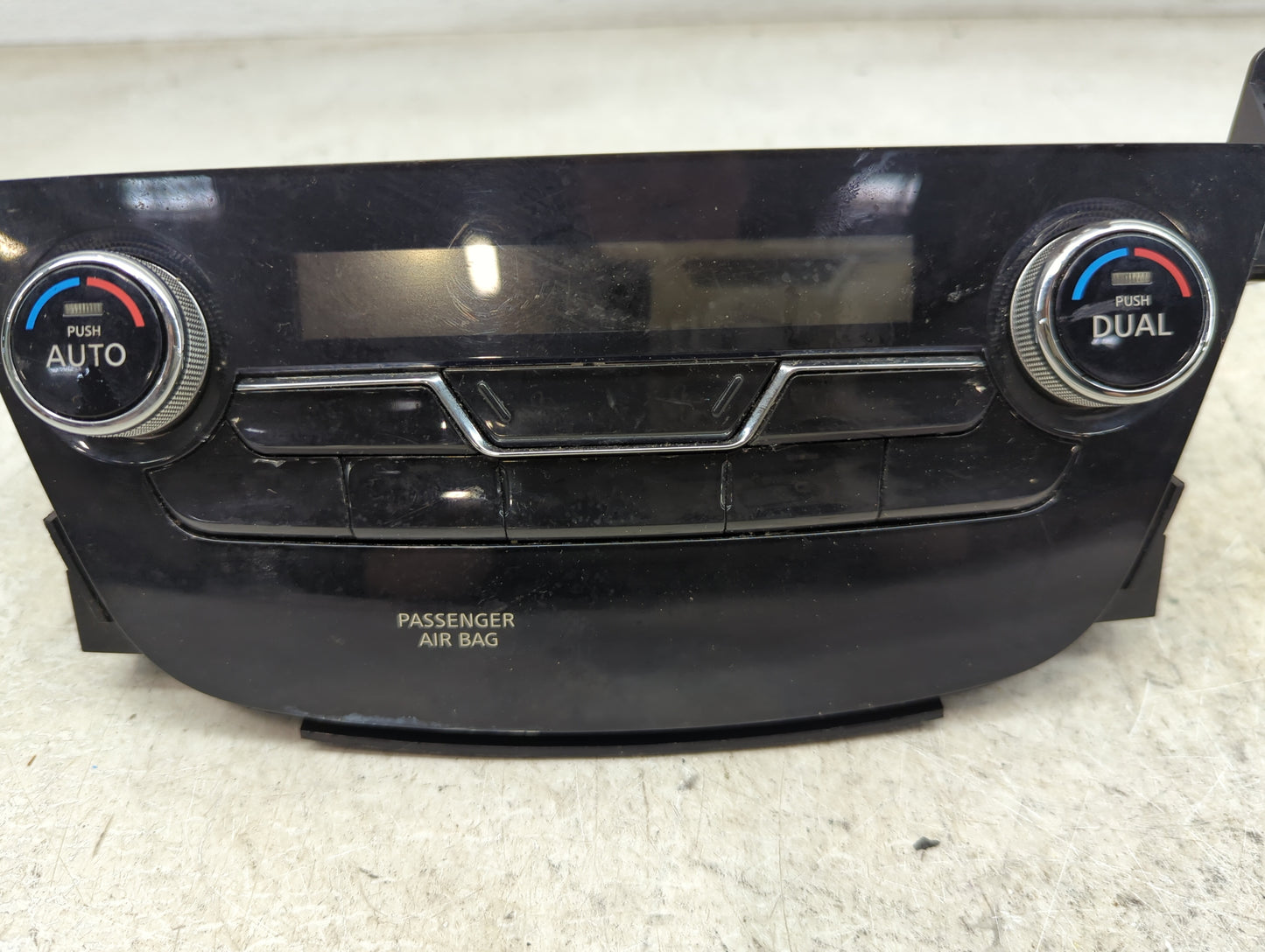 2017-2022 Nissan Murano Climate Control Module Temperature AC/Heater Replacement P/N:VPFASH18D422GA-10 Fits OEM Used Auto Pa