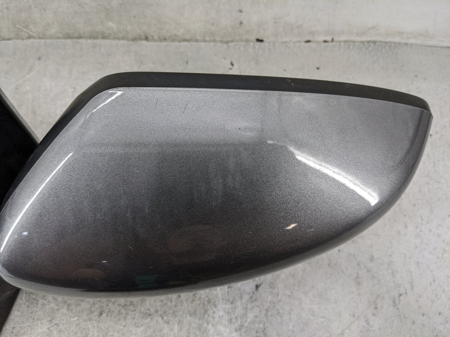 2016-2022 Nissan Murano Driver Side View Mirror - Left Door Mirror OEM Used - Oemusedautoparts1.com