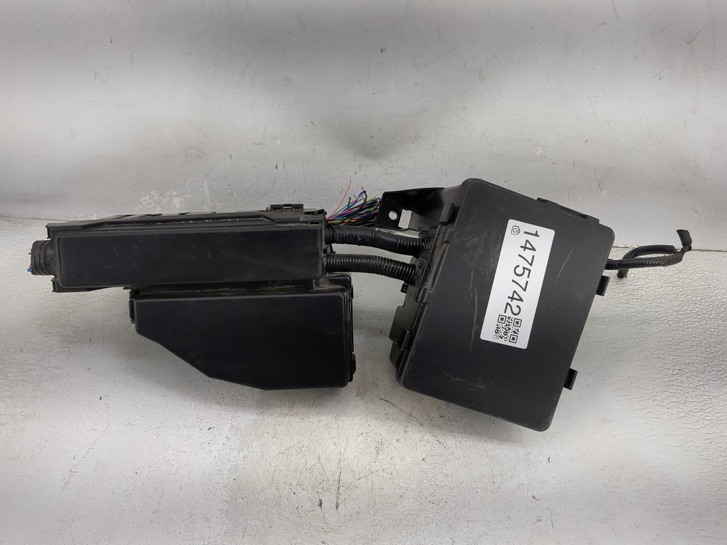 2015-2022 Nissan Murano Fusebox Fuse Box Panel Relay Module Fits Fits 2015 2016 2017 2018 2019 2020 2021 2022 OEM Used Auto 