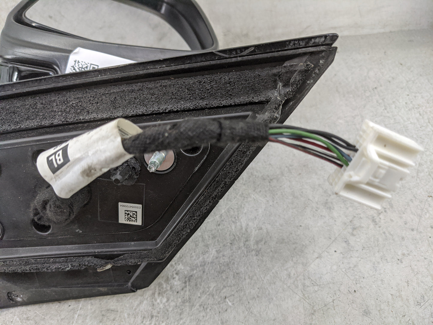 2016-2022 Nissan Murano Driver Side View Mirror - Left Door Mirror OEM Used - Oemusedautoparts1.com