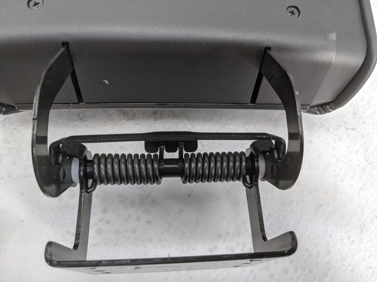 2017-2022 Nissan Murano Center Console Armrest Cover Lid P/N:96920 9UF0A Fits Fits 2017 2018 2019 2020 2021 2022 OEM Used Au