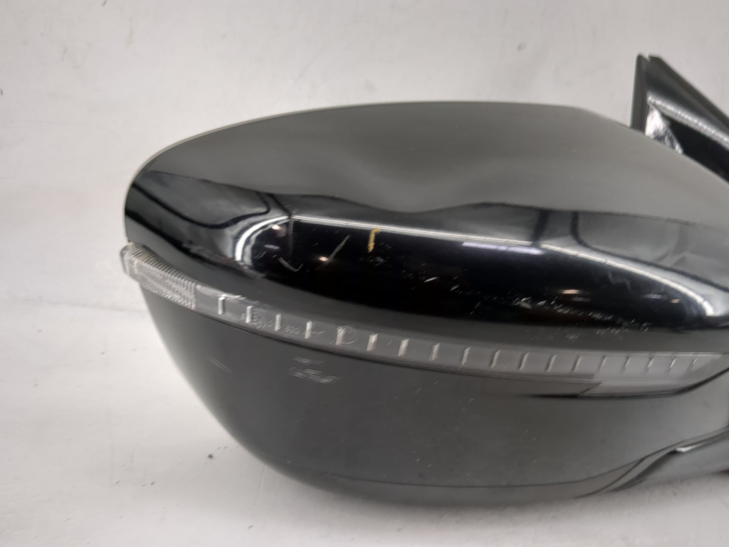 2017-2022 Nissan Murano Passenger Side View Mirror - Right Door Mirror OEM Used - Oemusedautoparts1.com