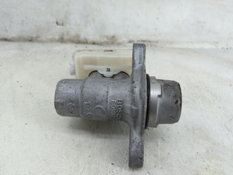 compare product 2015-2022 Nissan Murano Brake Master Cylinder 1492290