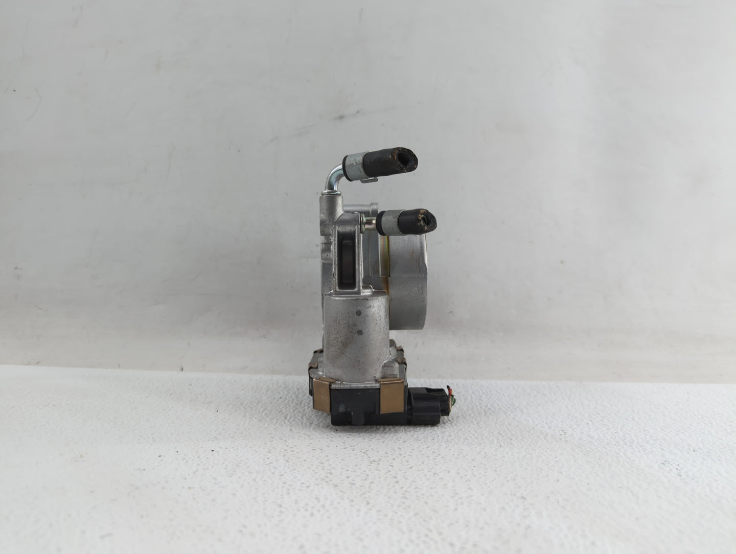 2015-2019 Nissan Murano Throttle Body P/N:RME70-50 Fits Fits 2015 2016 2017 2018 2019 OEM Used Auto Parts - Oemusedautoparts