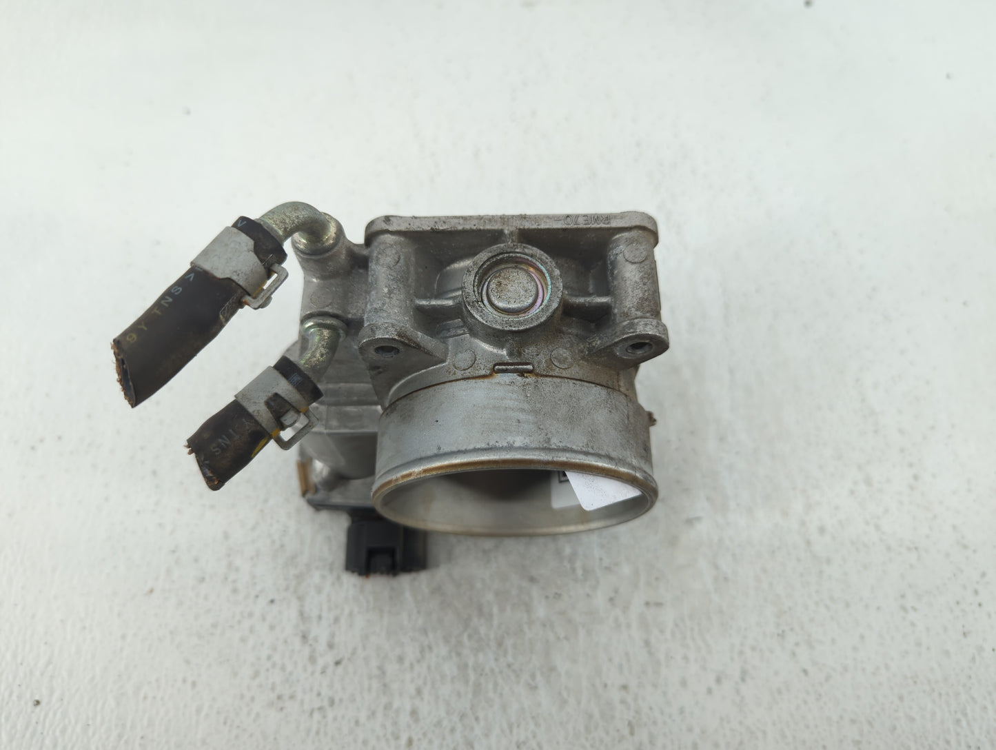 2015-2022 Nissan Murano Throttle Body P/N:RME70-50 Fits Fits 2015 2016 2017 2018 2019 2020 2021 2022 OEM Used Auto Parts - O
