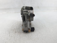 2015-2022 Nissan Murano Throttle Body P/N:RME70-50 Fits Fits 2015 2016 2017 2018 2019 2020 2021 2022 OEM Used Auto Parts - O