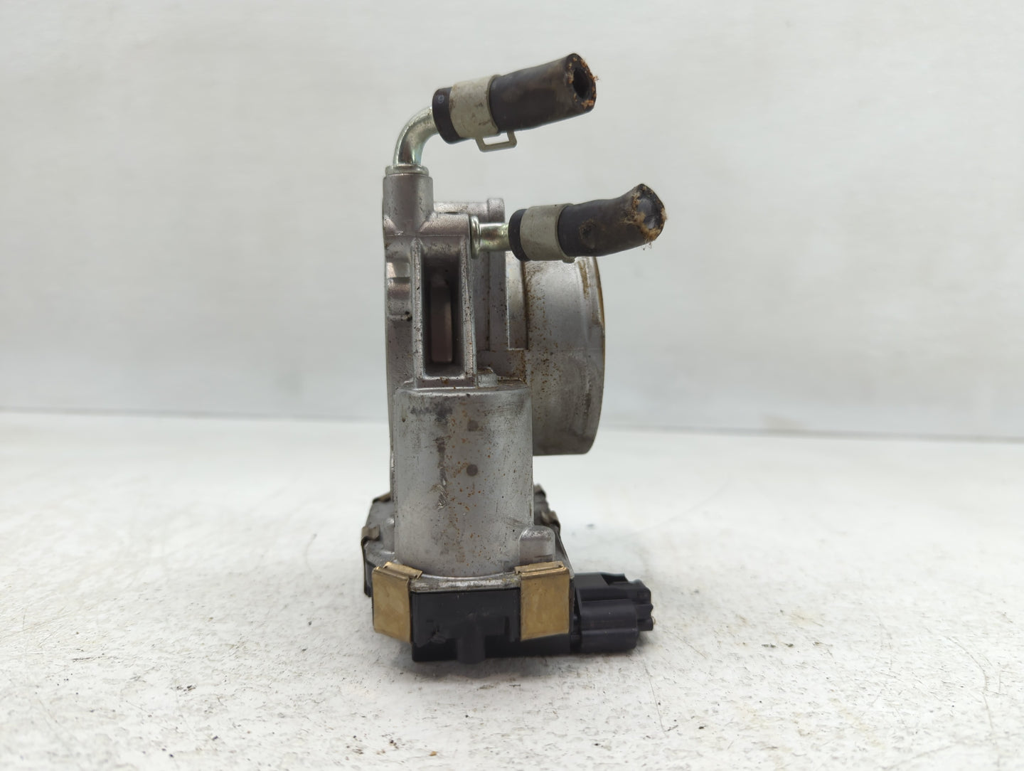 2015-2022 Nissan Murano Throttle Body P/N:0311 RME70-50 Fits Fits 2015 2016 2017 2018 2019 2020 2021 2022 OEM Used Auto Part