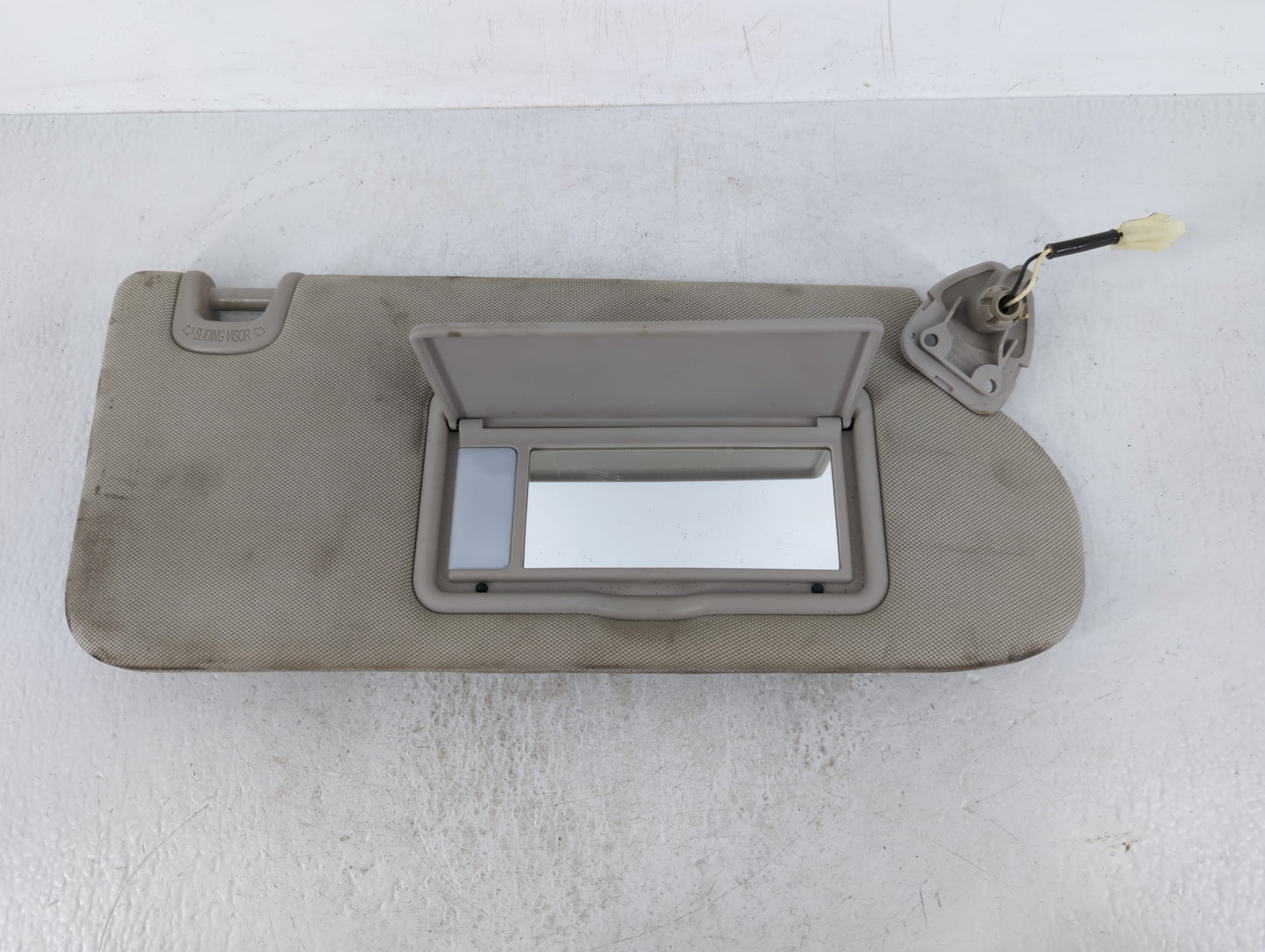 2019-2022 Nissan Murano Sun Visor Shade Replacement Passenger Right Mirror Fits Fits 2019 2020 2021 2022 OEM Used Auto Parts