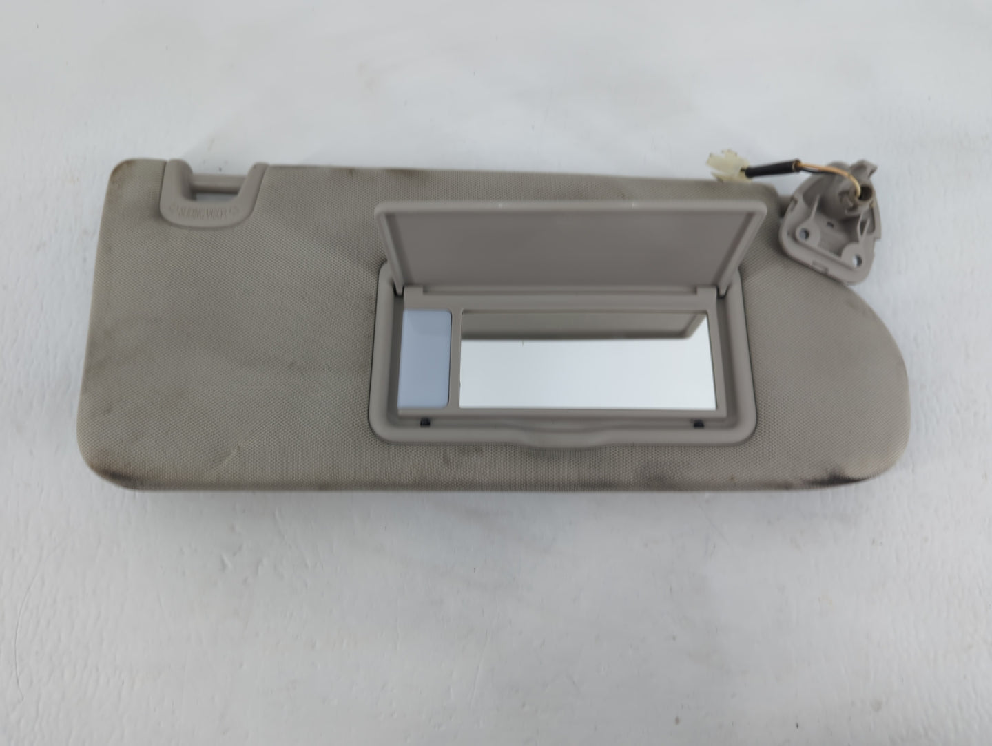 2019-2022 Nissan Murano Sun Visor Shade Replacement Passenger Right Mirror Fits Fits 2019 2020 2021 2022 OEM Used Auto Parts