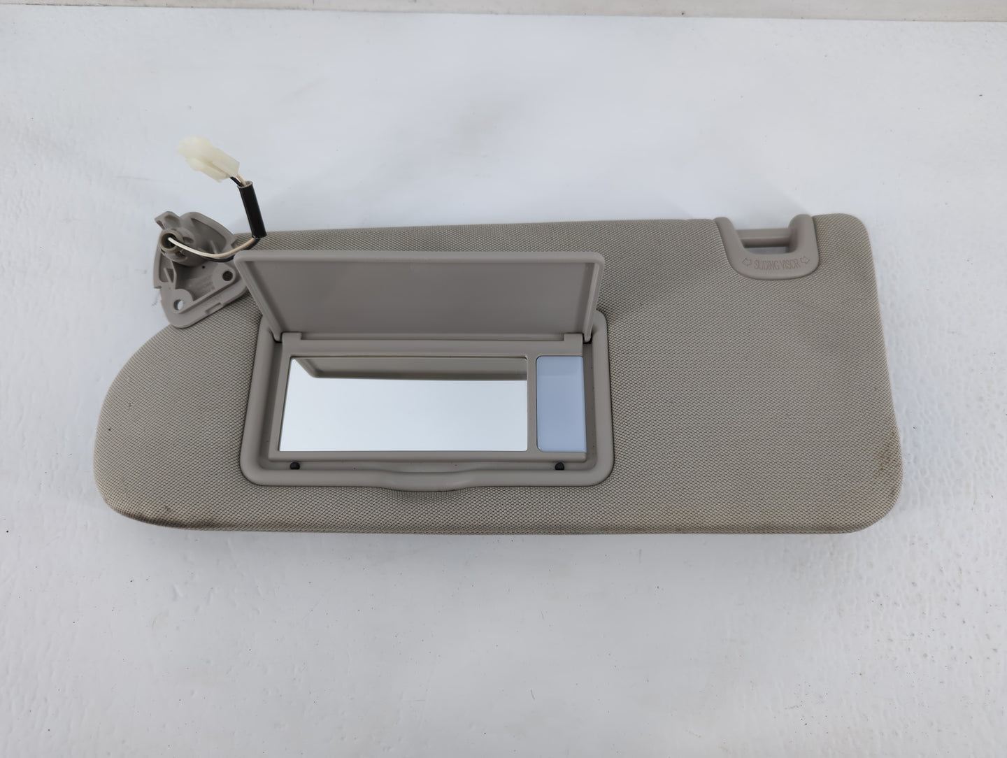 2019-2022 Nissan Murano Sun Visor Shade Replacement Passenger Right Mirror Fits Fits 2019 2020 2021 2022 OEM Used Auto Parts
