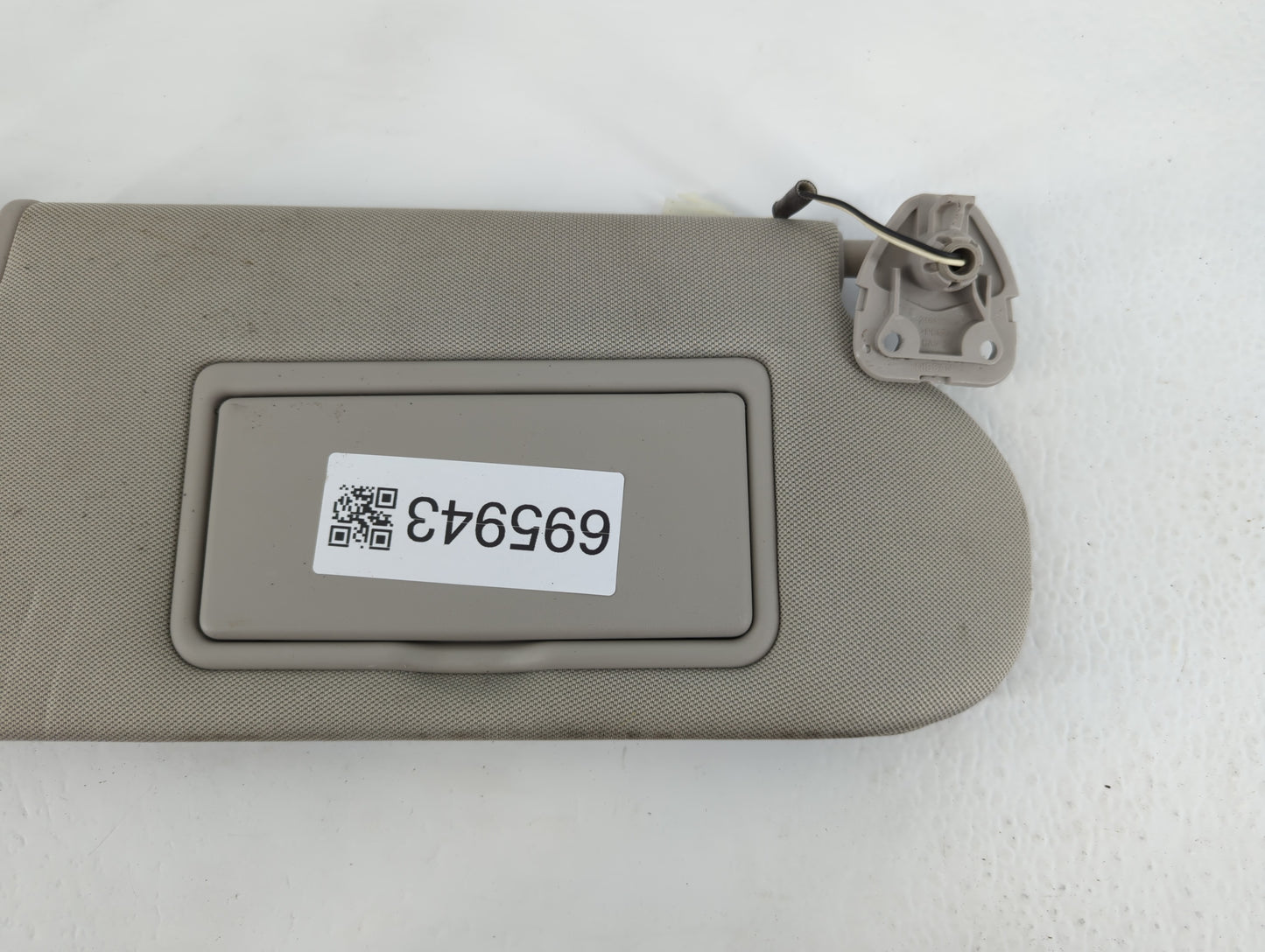 2019-2022 Nissan Murano Sun Visor Shade Replacement Driver Left Mirror Fits Fits 2019 2020 2021 2022 OEM Used Auto Parts - O