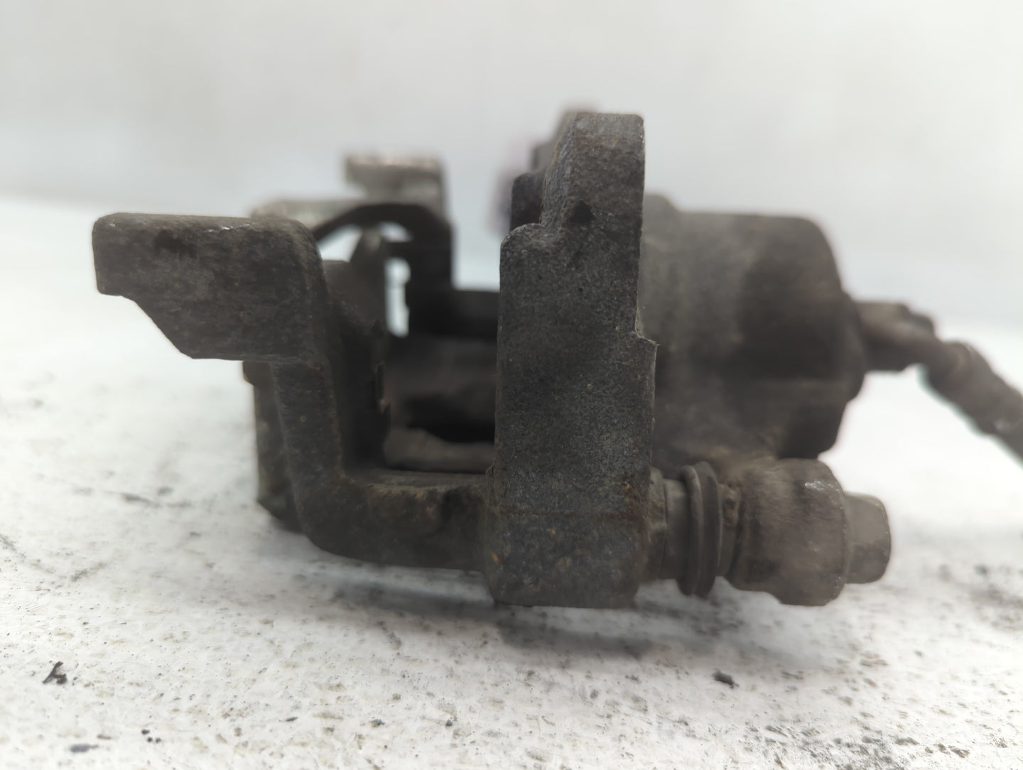 2009-2022 Nissan Murano Front Driver Left Brake Caliper - Oemusedautoparts1.com