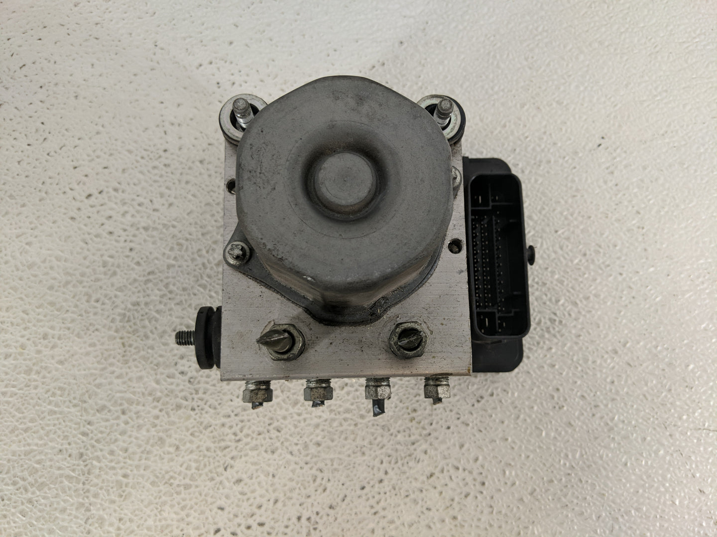 2020 Nissan Nv200 ABS Pump Control Module Replacement P/N:0265956531 Fits OEM Used Auto Parts - Oemusedautoparts1.com