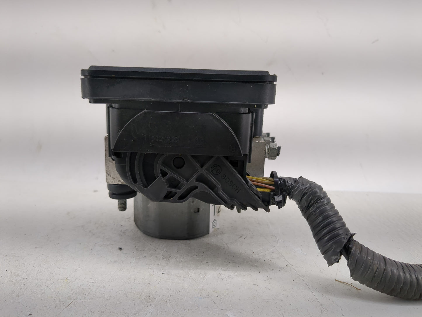 2020 Nissan Nv200 ABS Pump Control Module Replacement P/N:47660 9SF0A Fits OEM Used Auto Parts - Oemusedautoparts1.com